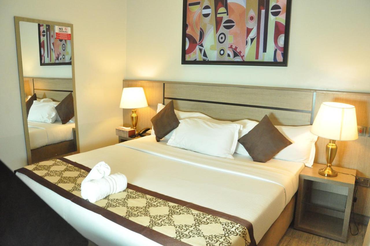 Mobushipe Moz One Executive Guest Rooms Agadez מראה חיצוני תמונה